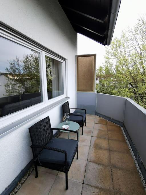 Schoene Grosse Ferienwohnung Basilikablick Stadtnah Ruhig Naehe Bodensee Mit Aussicht ไวน์การ์เทิน ภายนอก รูปภาพ