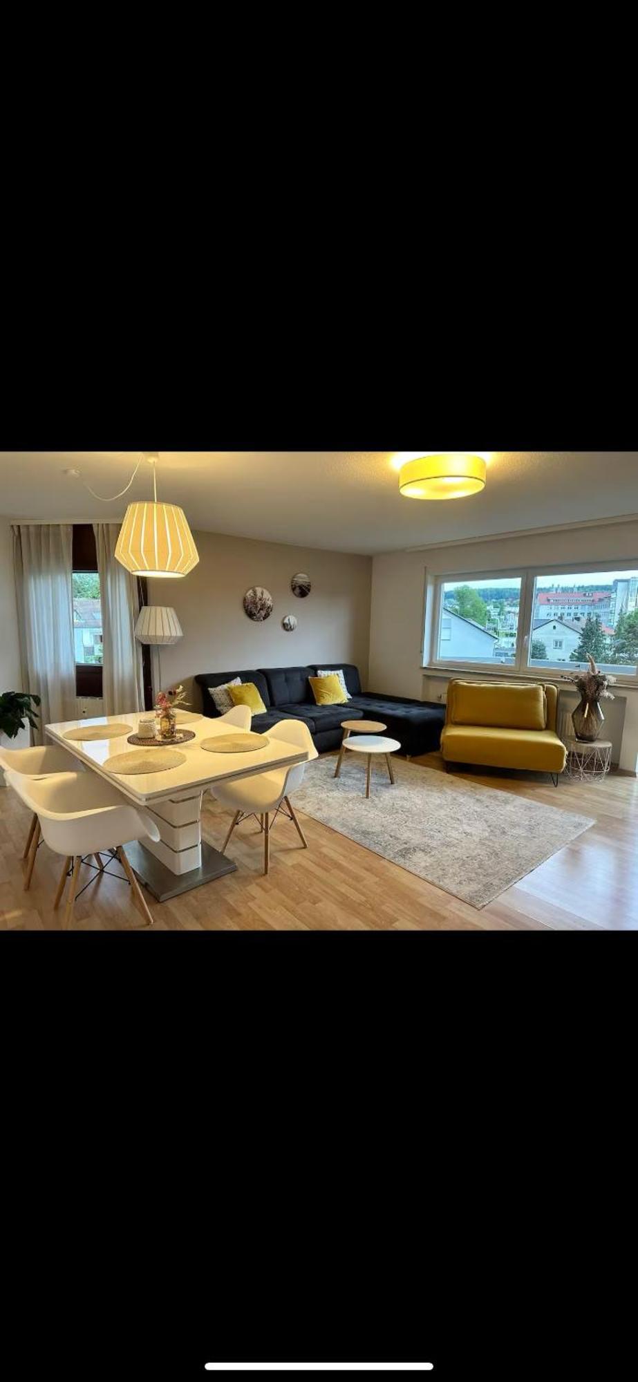 Schoene Grosse Ferienwohnung Basilikablick Stadtnah Ruhig Naehe Bodensee Mit Aussicht ไวน์การ์เทิน ภายนอก รูปภาพ